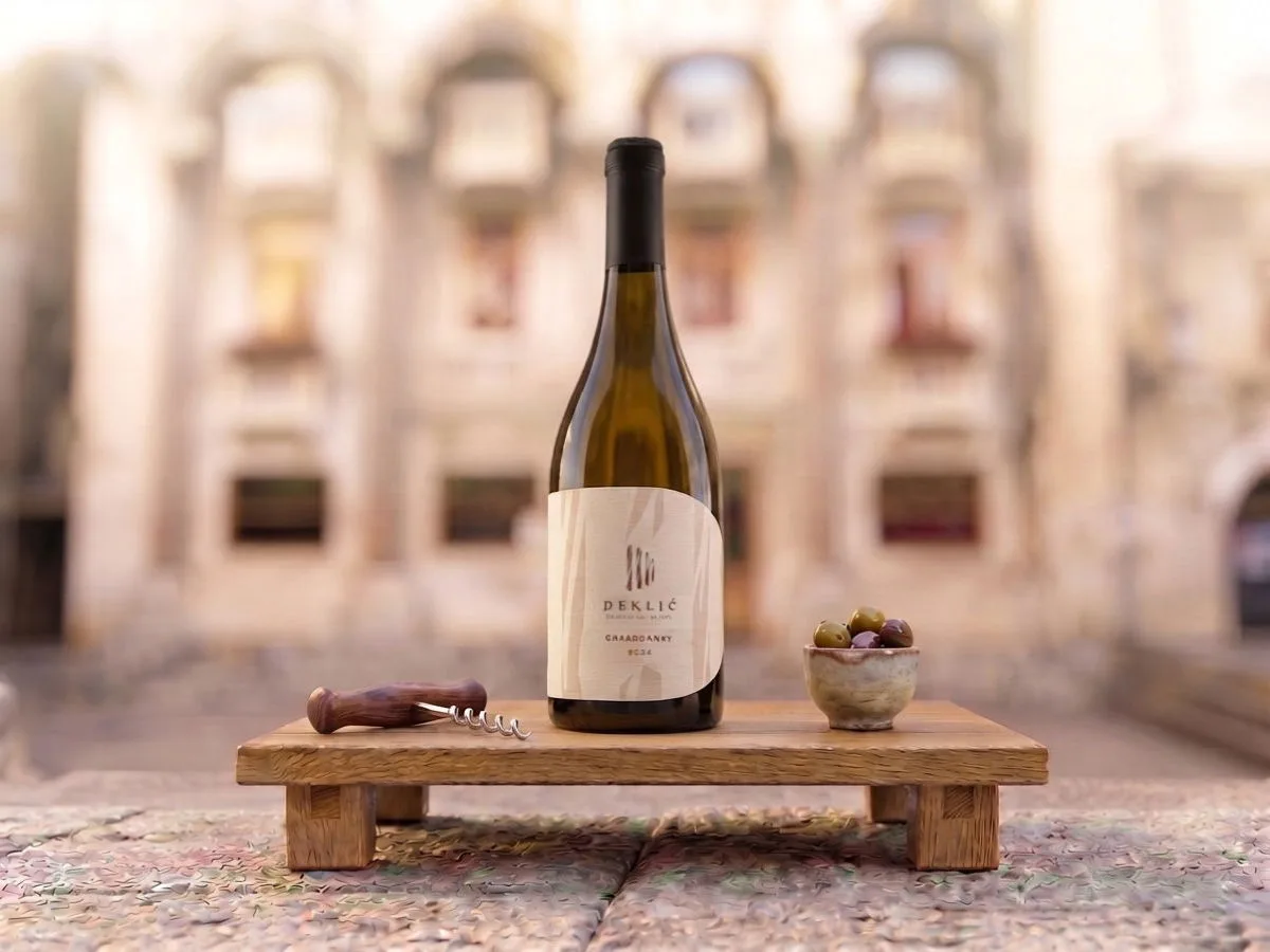 Chardonnay Deklić, 0.75 l bottle on Peristil Square, Café & Restaurant Lvxor Split